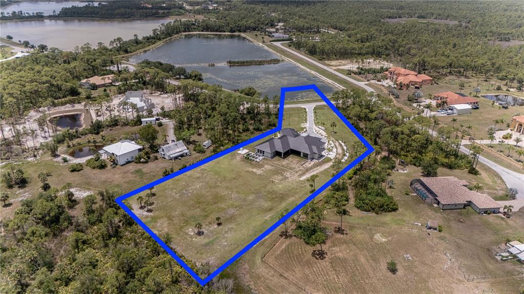9240 Falcon Court Venice, FL 34293 - Photo 3 of 99