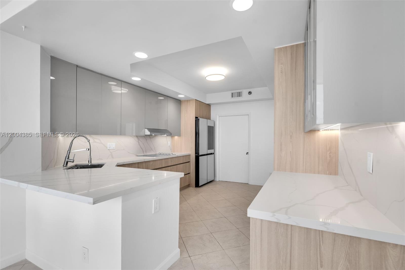 21150 Point Place, Unit 904 Aventura, FL 33180 - Photo 14 of 73
