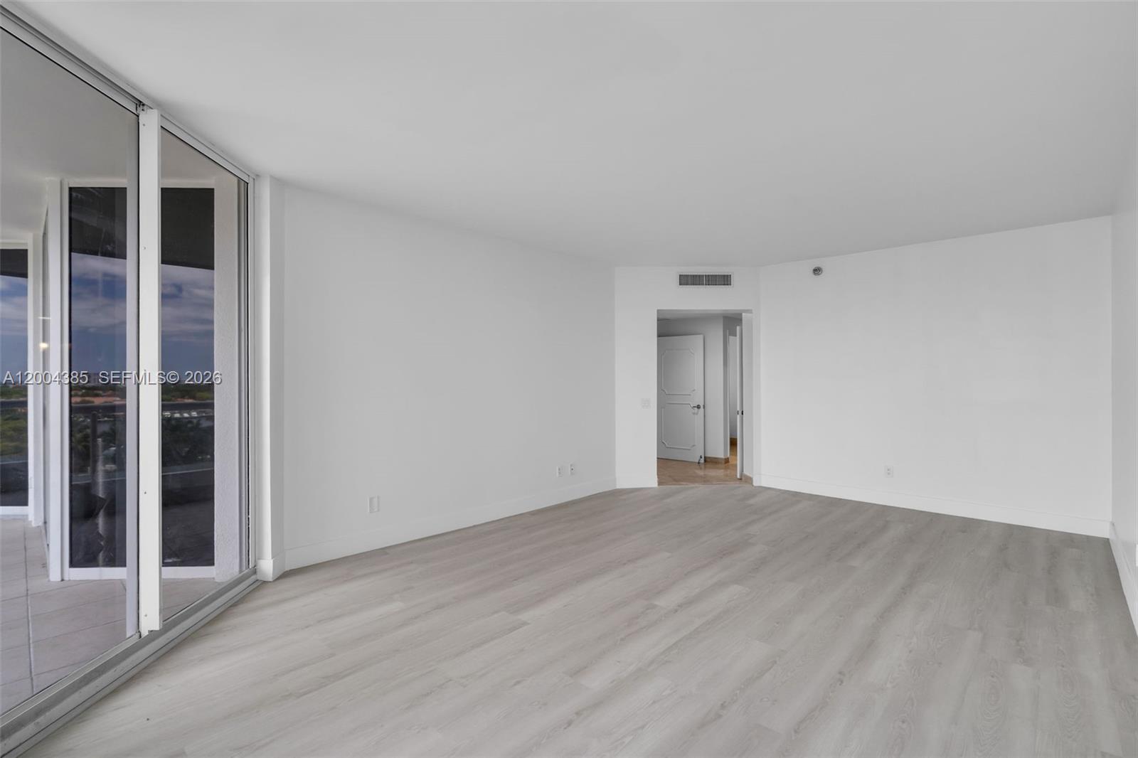 21150 Point Place, Unit 904 Aventura, FL 33180 - Photo 23 of 73