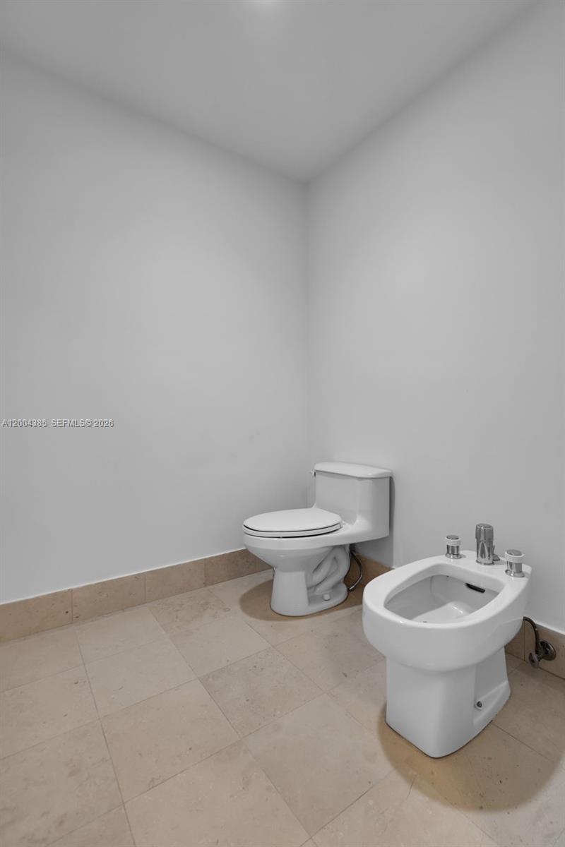 21150 Point Place, Unit 904 Aventura, FL 33180 - Photo 28 of 73