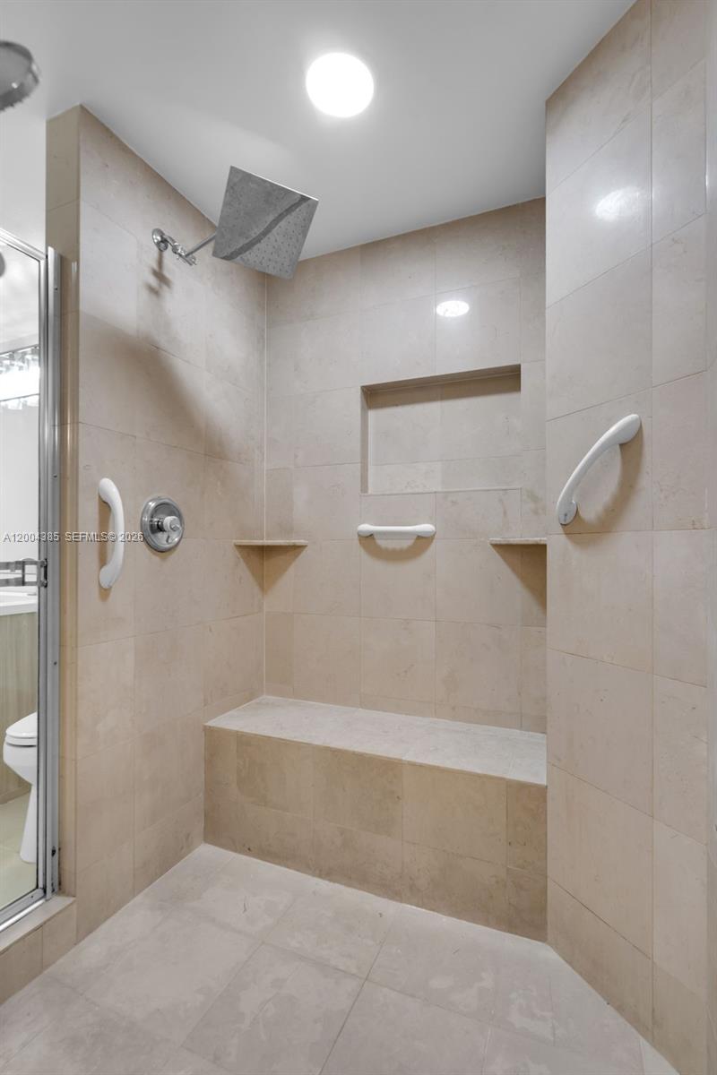 21150 Point Place, Unit 904 Aventura, FL 33180 - Photo 29 of 73