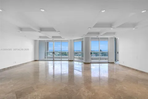$1,230,000 | 21150 Point Place, Unit 904, Aventura, FL 33180