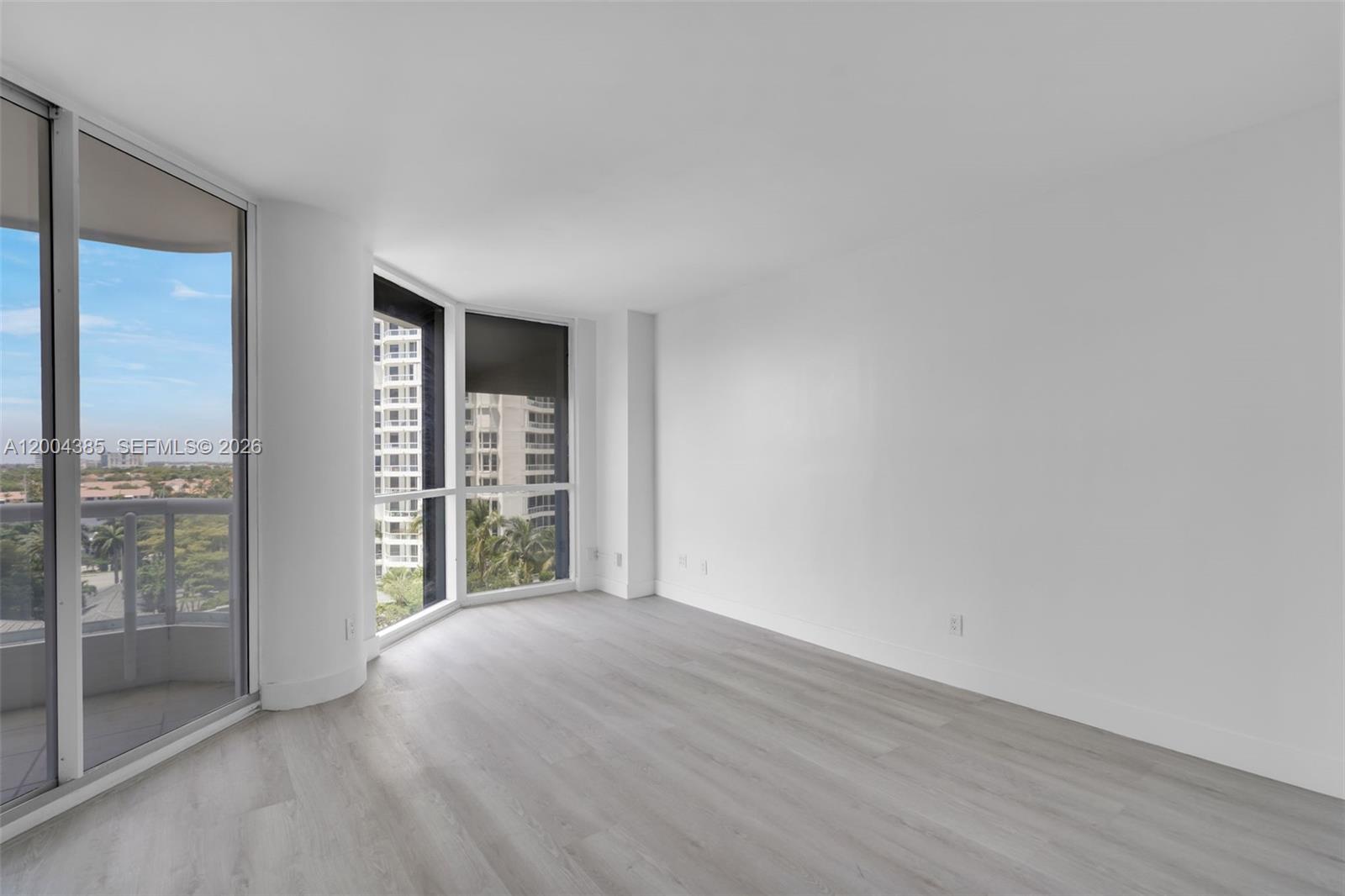 21150 Point Place, Unit 904 Aventura, FL 33180 - Photo 32 of 73