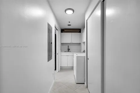 $1,230,000 | 21150 Point Place, Unit 904, Aventura, FL 33180