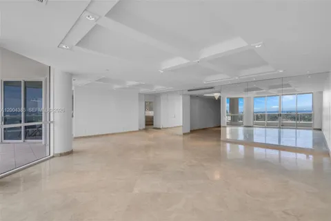 $1,230,000 | 21150 Point Place, Unit 904, Aventura, FL 33180