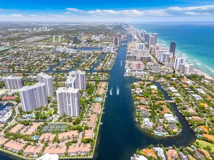 $1,230,000 | 21150 Point Place, Unit 904, Aventura, FL 33180