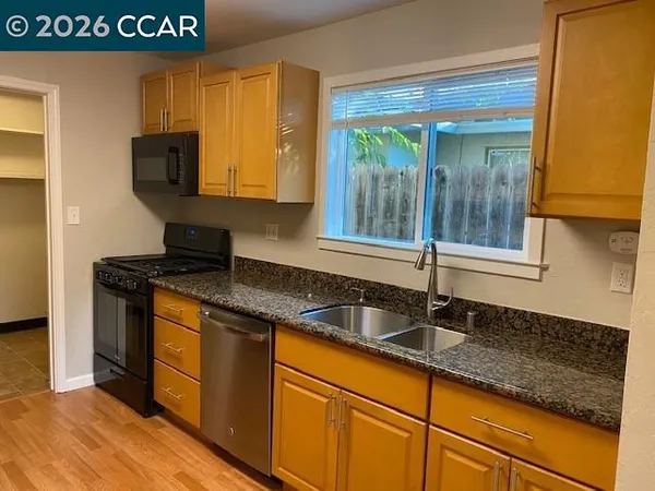 $2,595 | 2182 Marsh Avenue, Pittsburg, CA 94565