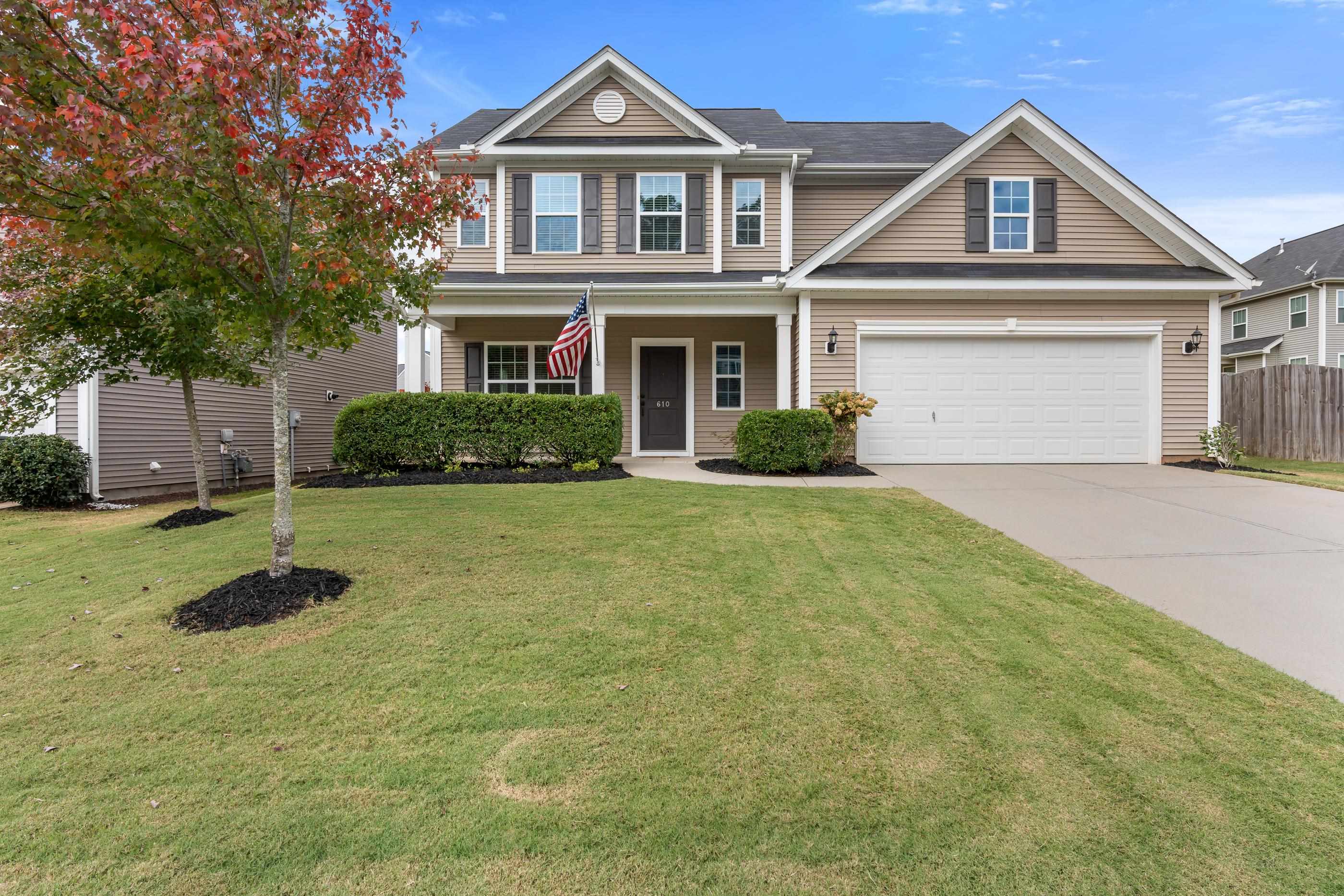 610 South Windowpane Way Duncan, SC 29334 - Photo 1 of 32 Gallery Image 1