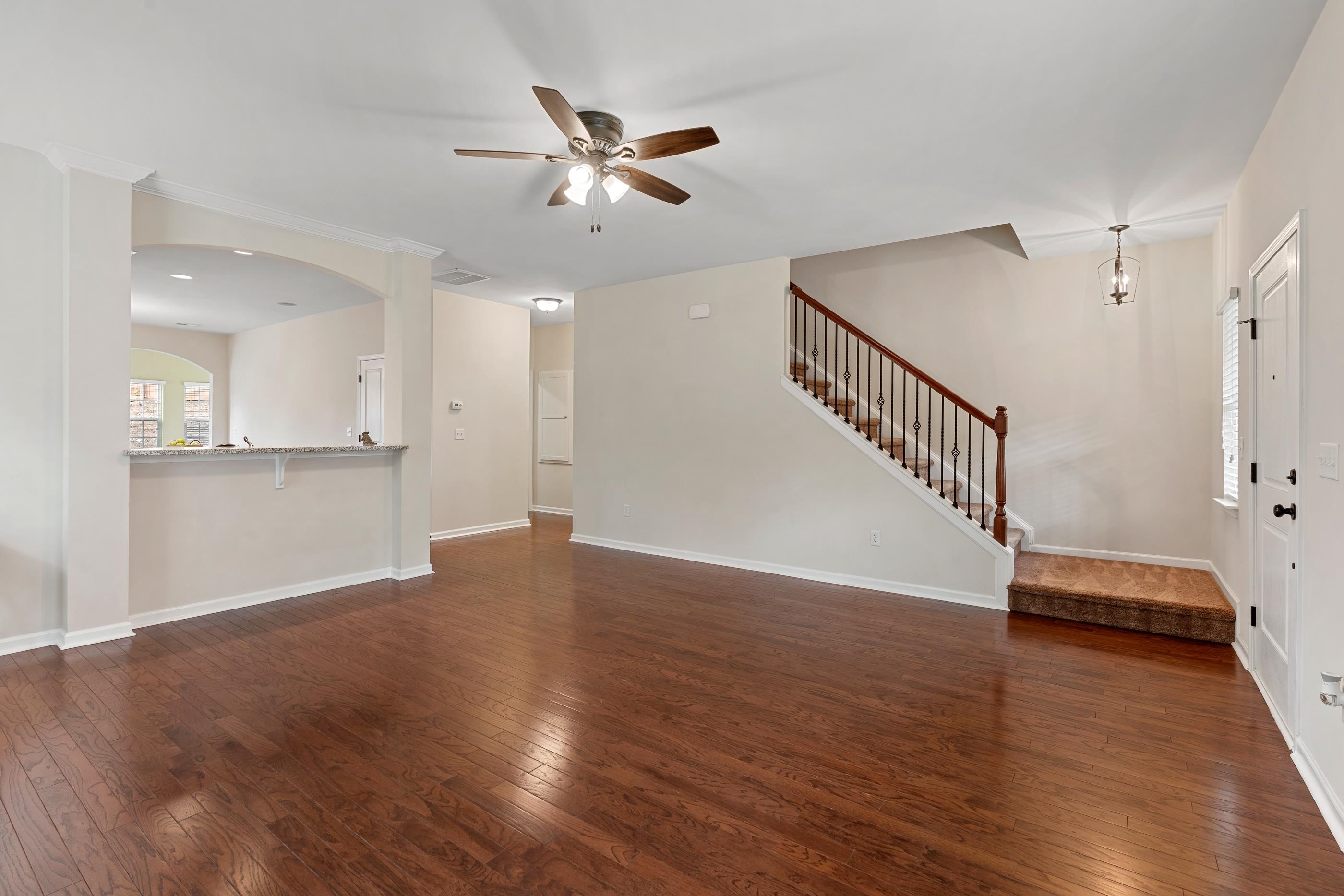 610 South Windowpane Way Duncan, SC 29334 - Photo 5 of 32 Gallery Image 5