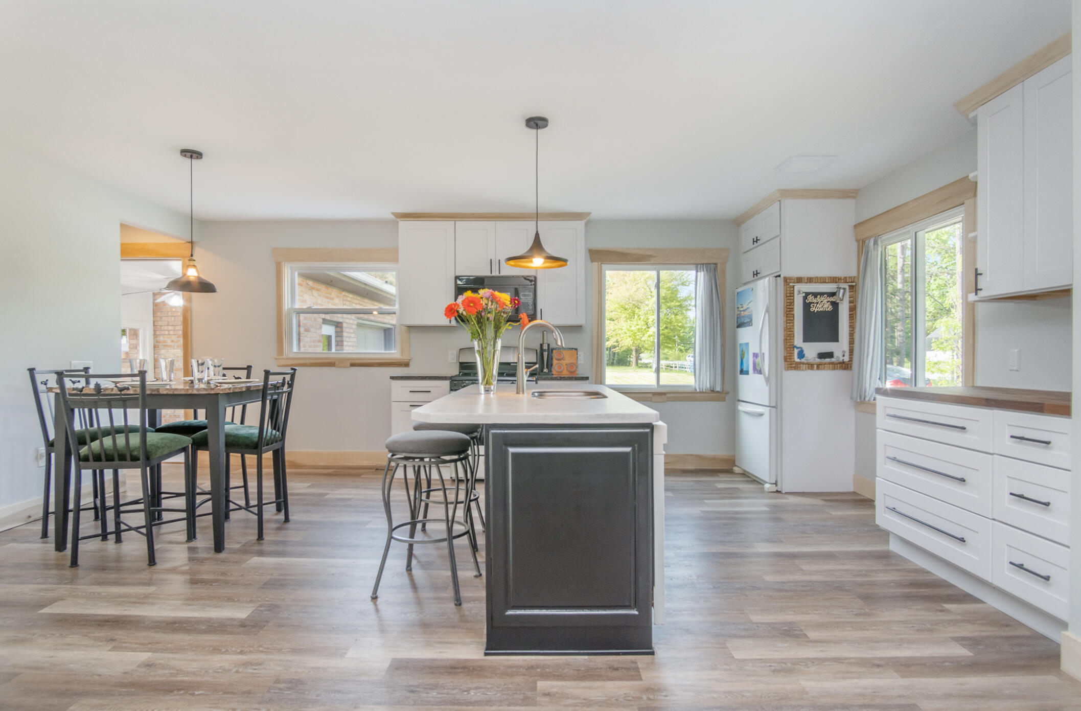 4090 Holton Road Muskegon, MI 49445 - Photo 11 of 27 DSC08656