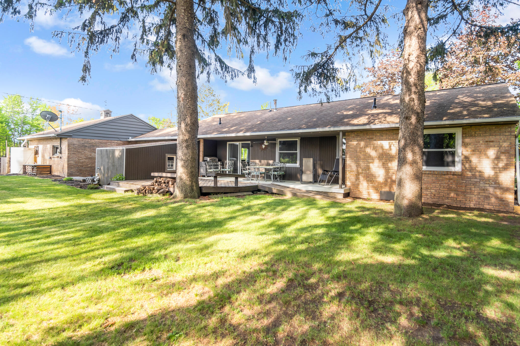 4090 Holton Road Muskegon, MI 49445 - Photo 24 of 27 DSC08705