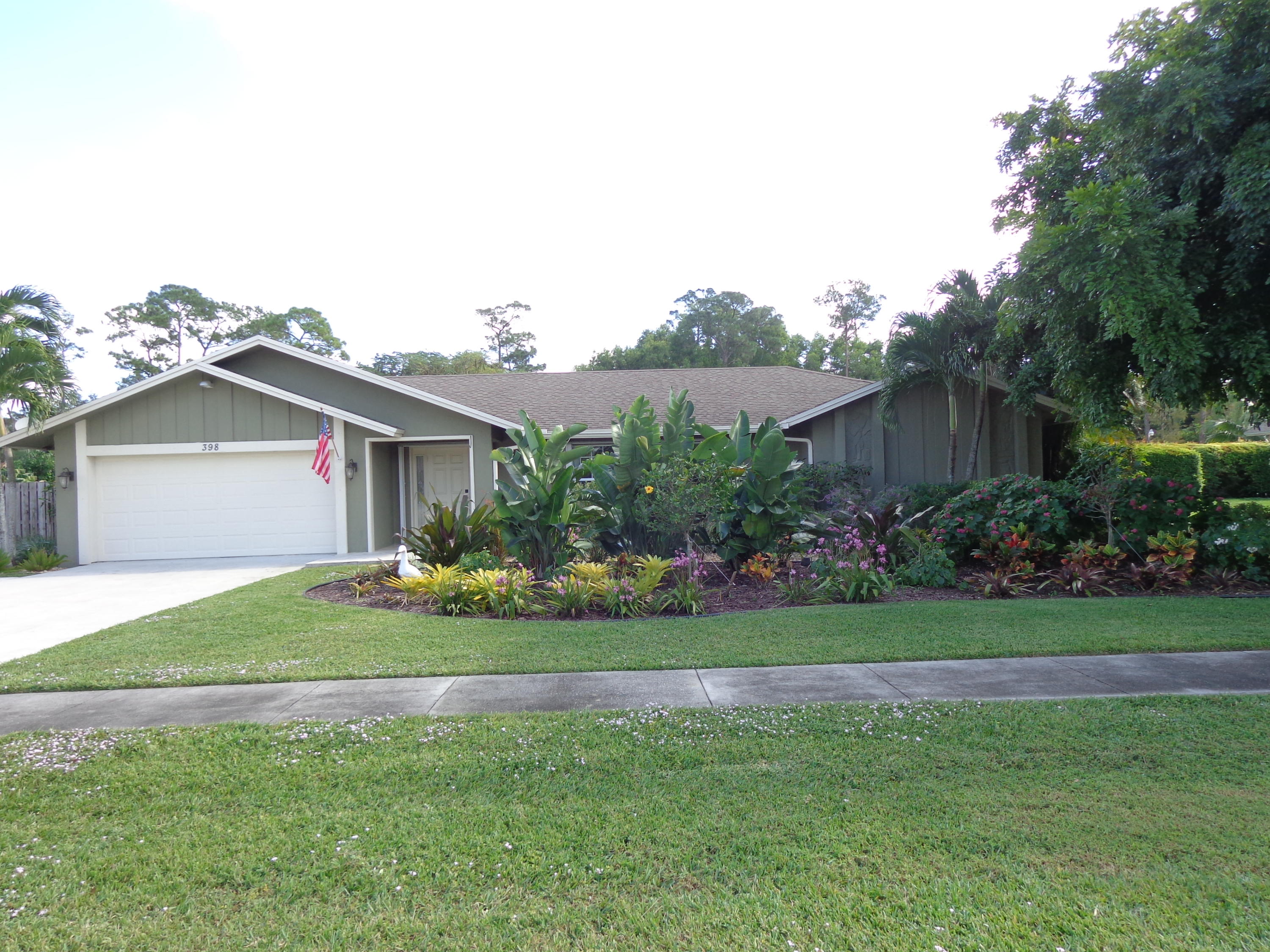 398 Old Country Road South Wellington, FL 33414 - Photo 1 of 26 Home Front