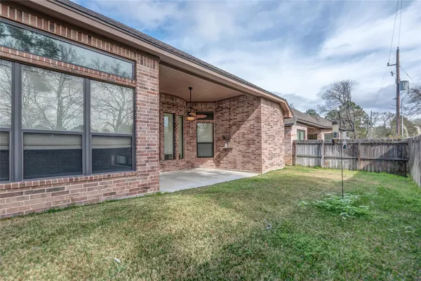 $2,350 | 14333 South Summerchase Circle, Willis, TX 77318