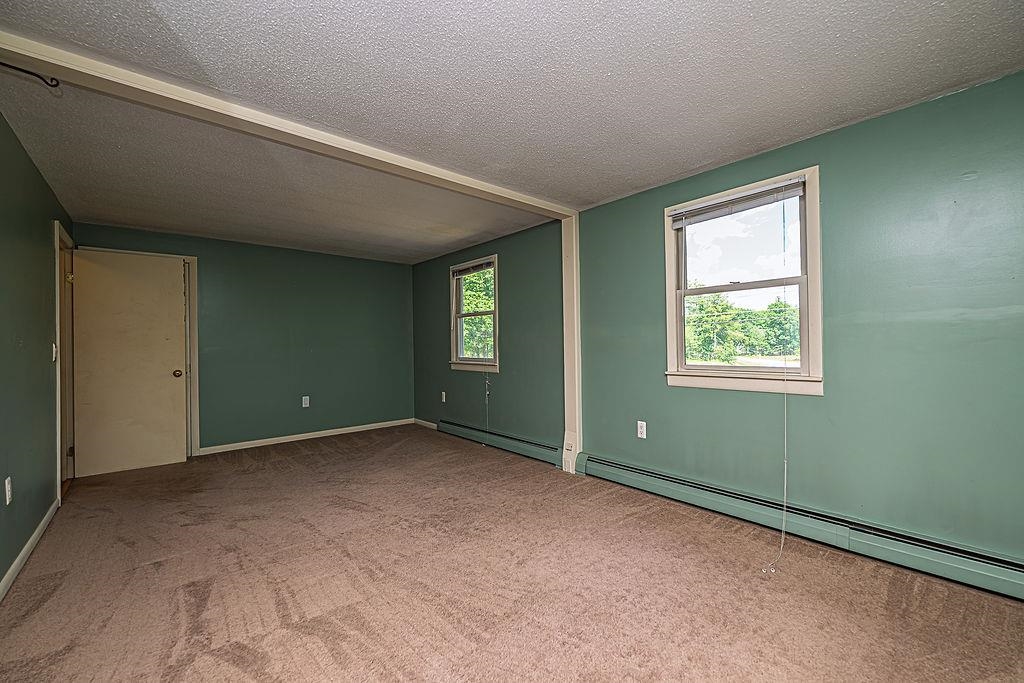 181 High Range Road Londonderry, NH 03053 - Photo 19 of 48 Gallery Image 19