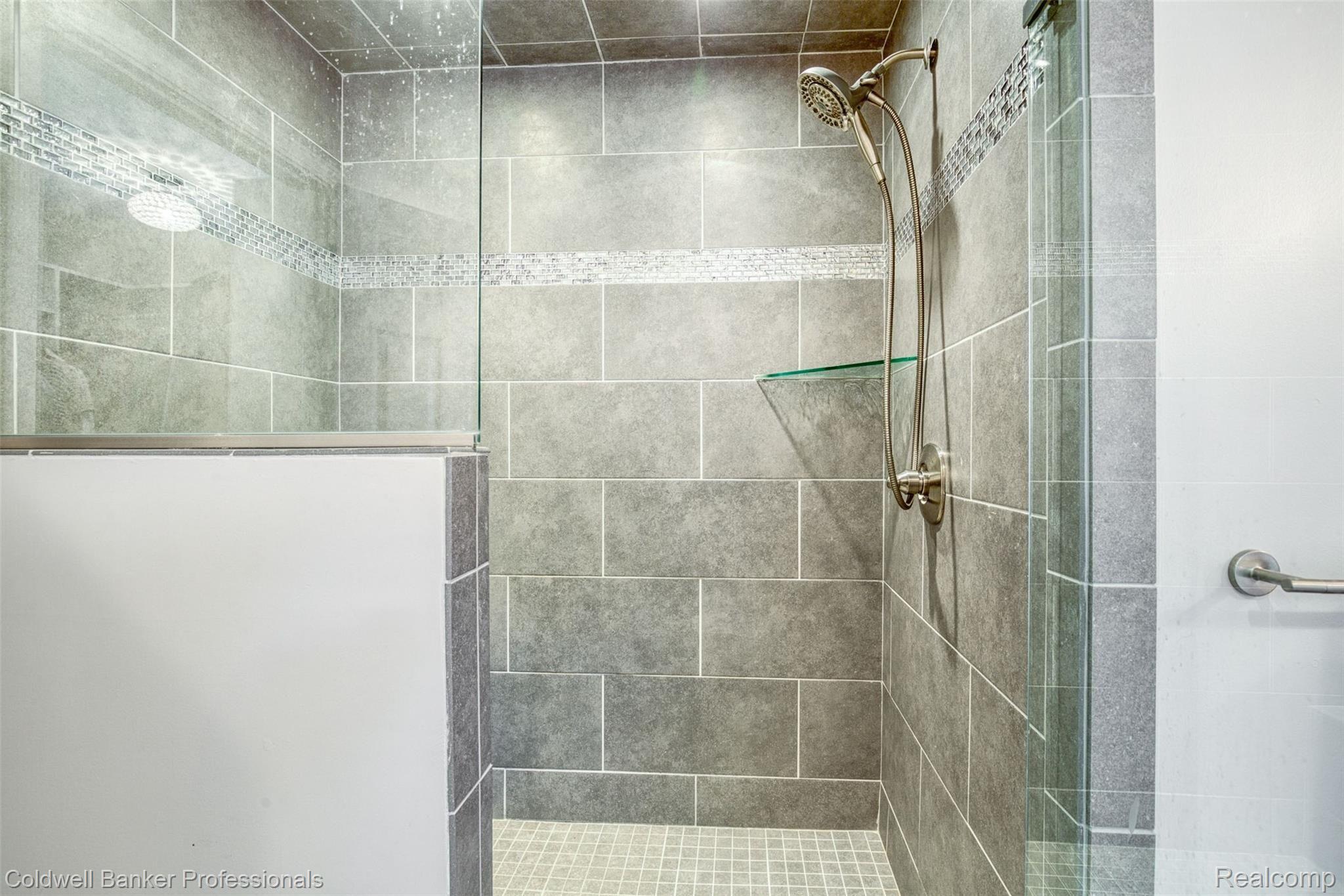 1066 Rock Spring Road Bloomfield Hills, MI 48304 - Photo 25 of 33 592A2768.jpg