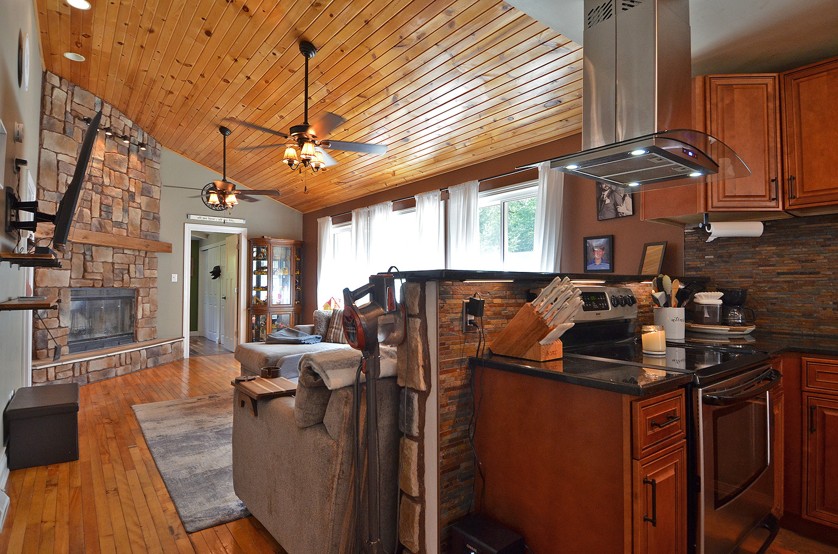 2580 East 1251st Road Ottawa, IL 61350 - Photo 8 of 40 Gallery Image 8