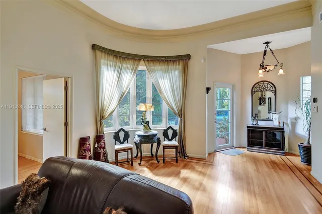 $2,599,000 | 1335 Lenox Avenue, Miami Beach, FL 33139