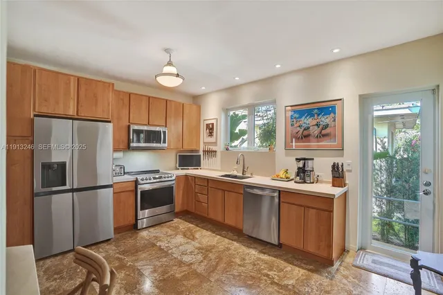 $2,599,000 | 1335 Lenox Avenue, Miami Beach, FL 33139