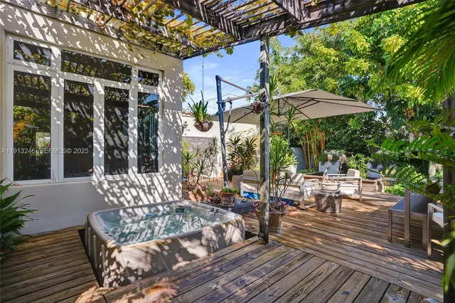 $2,599,000 | 1335 Lenox Avenue, Miami Beach, FL 33139