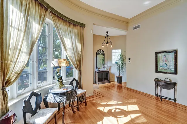 $2,599,000 | 1335 Lenox Avenue, Miami Beach, FL 33139