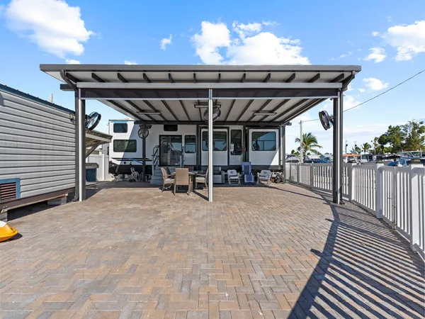 $899,500 | 325 Calusa Street, Unit 321, Key Largo, FL 33037