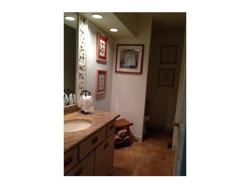 59 Arches Road Charlestown, RI 02813 - Photo 20 of 25 Bathroom. MAIN BATH WITH SHOWER & TUB
