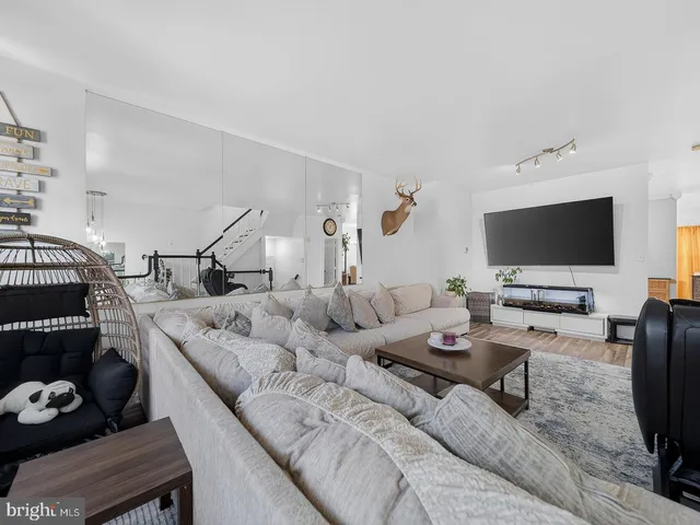 $2,500 | 7964 Flager Circle, Manassas, VA 20109