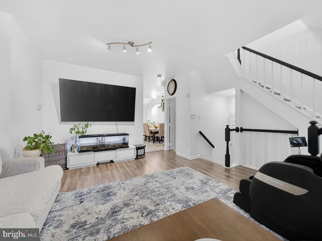 $2,500 | 7964 Flager Circle, Manassas, VA 20109