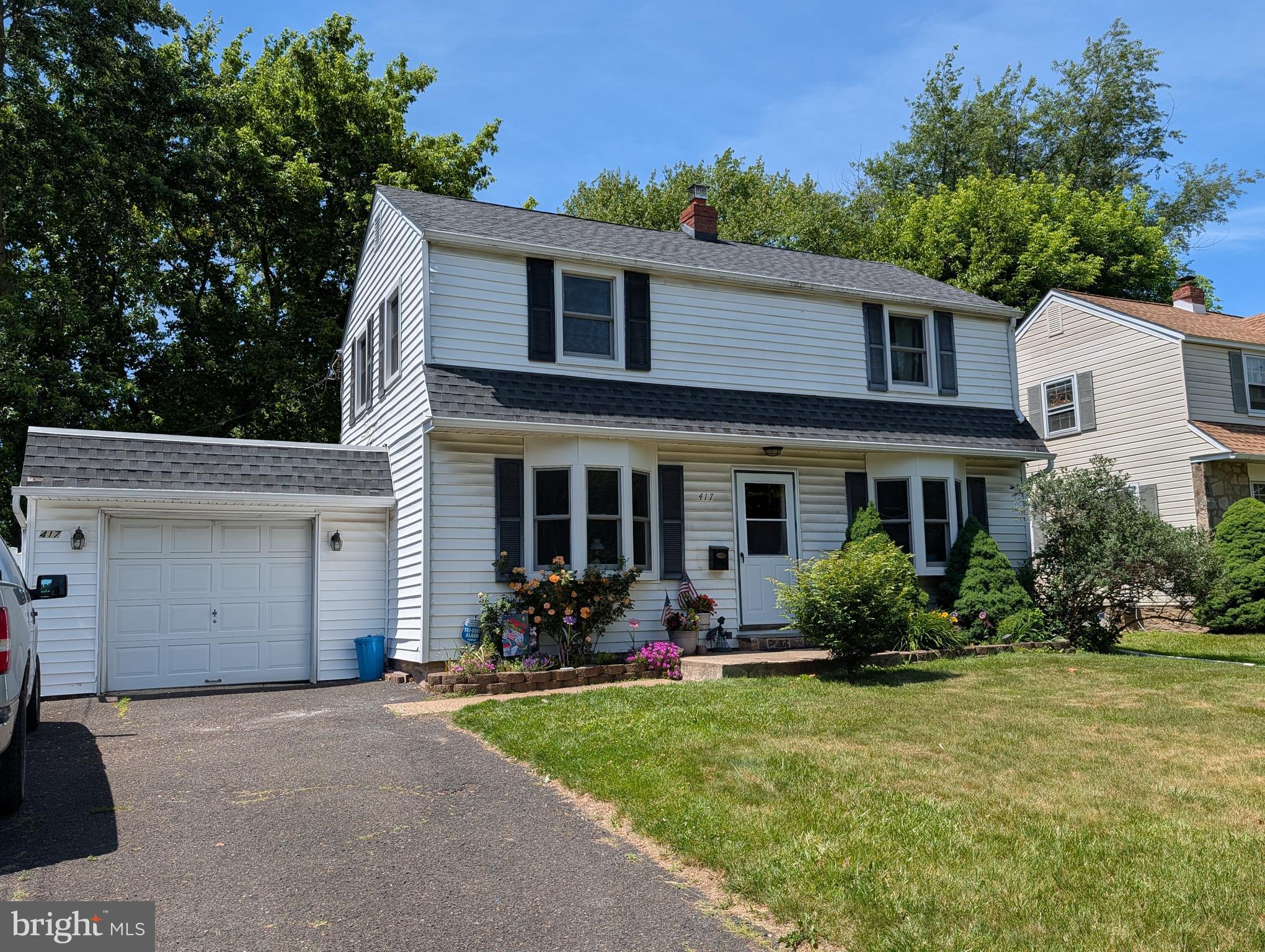 417 North Warminster Road Hatboro, PA 19040 - Photo 1 of 16