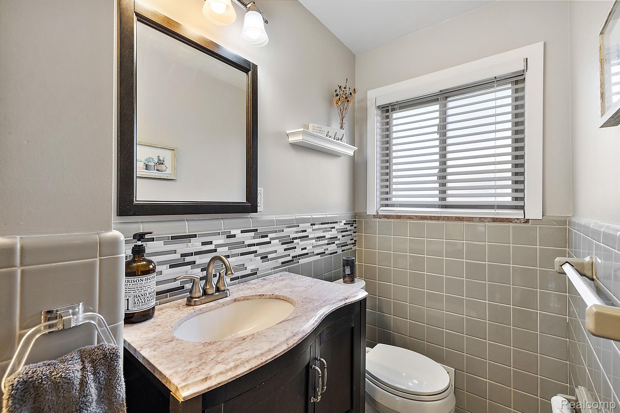 640 Ridgemont Avenue Dearborn, MI 48124 - Photo 38 of 74 Gallery Image 38