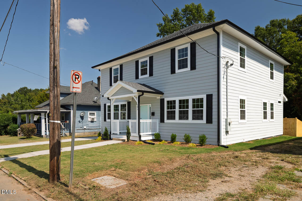 101 South Maple Street Durham, NC 27703 - Photo 15 of 27 a front view of a house with garden