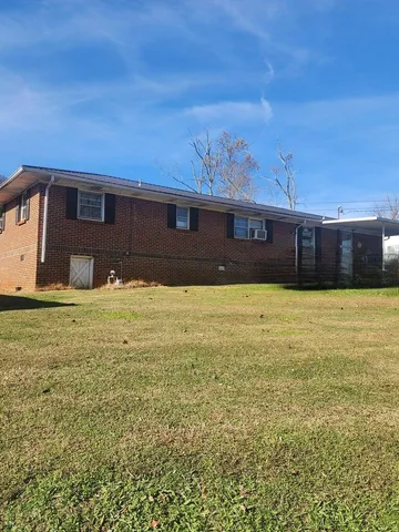 $400,000 | 212 South Oak Street, Whitwell, TN 37397