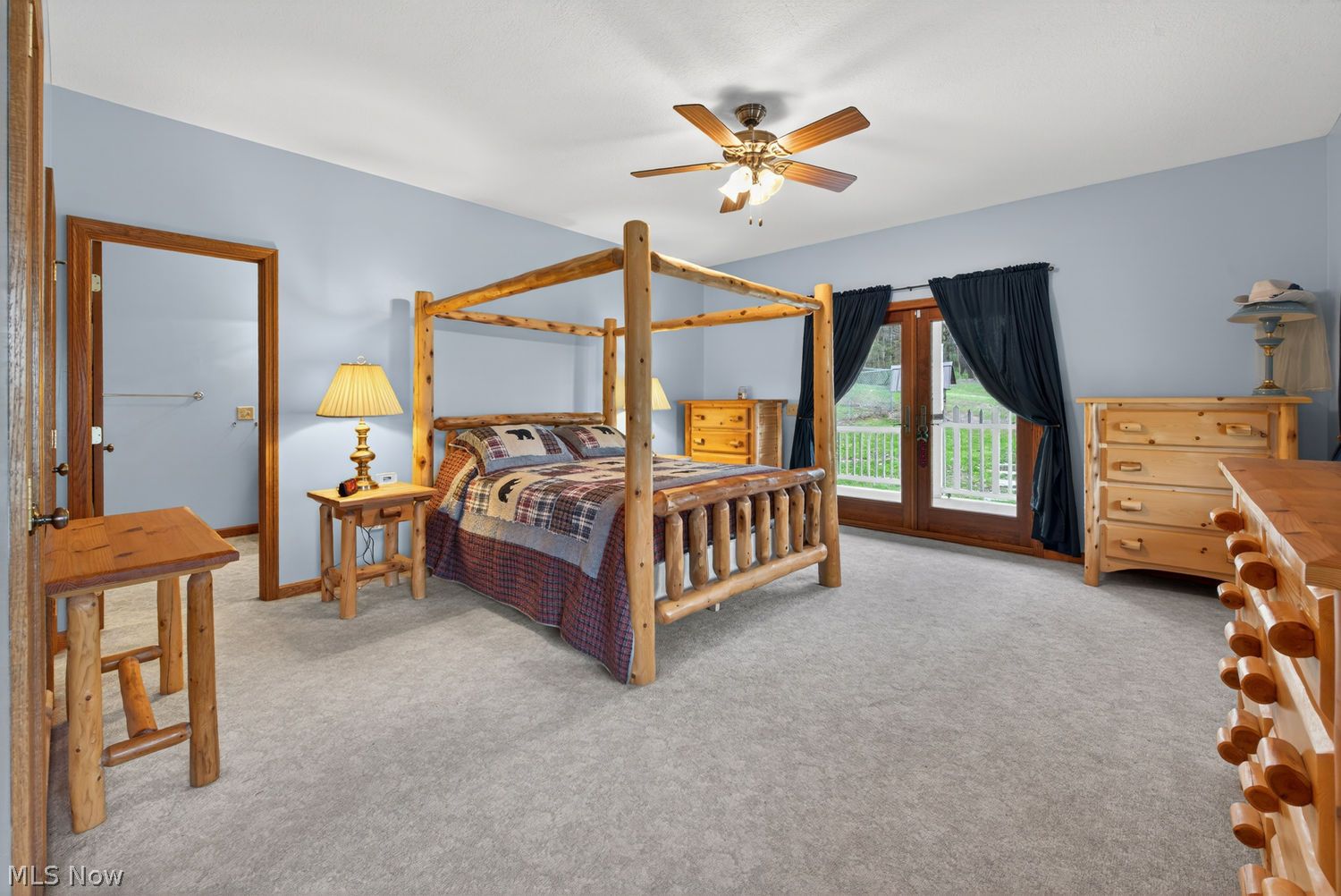 5042 Shawnee Road Carrollton, OH 44615 - Photo 16 of 48 First floor owner's suite
