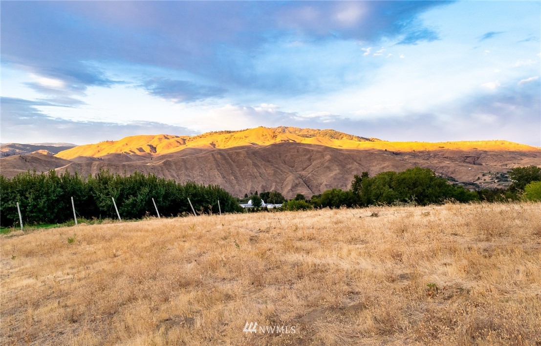 -nna Crestview Road Wenatchee, WA 98801 - Photo 9 of 20 Gallery Image 9
