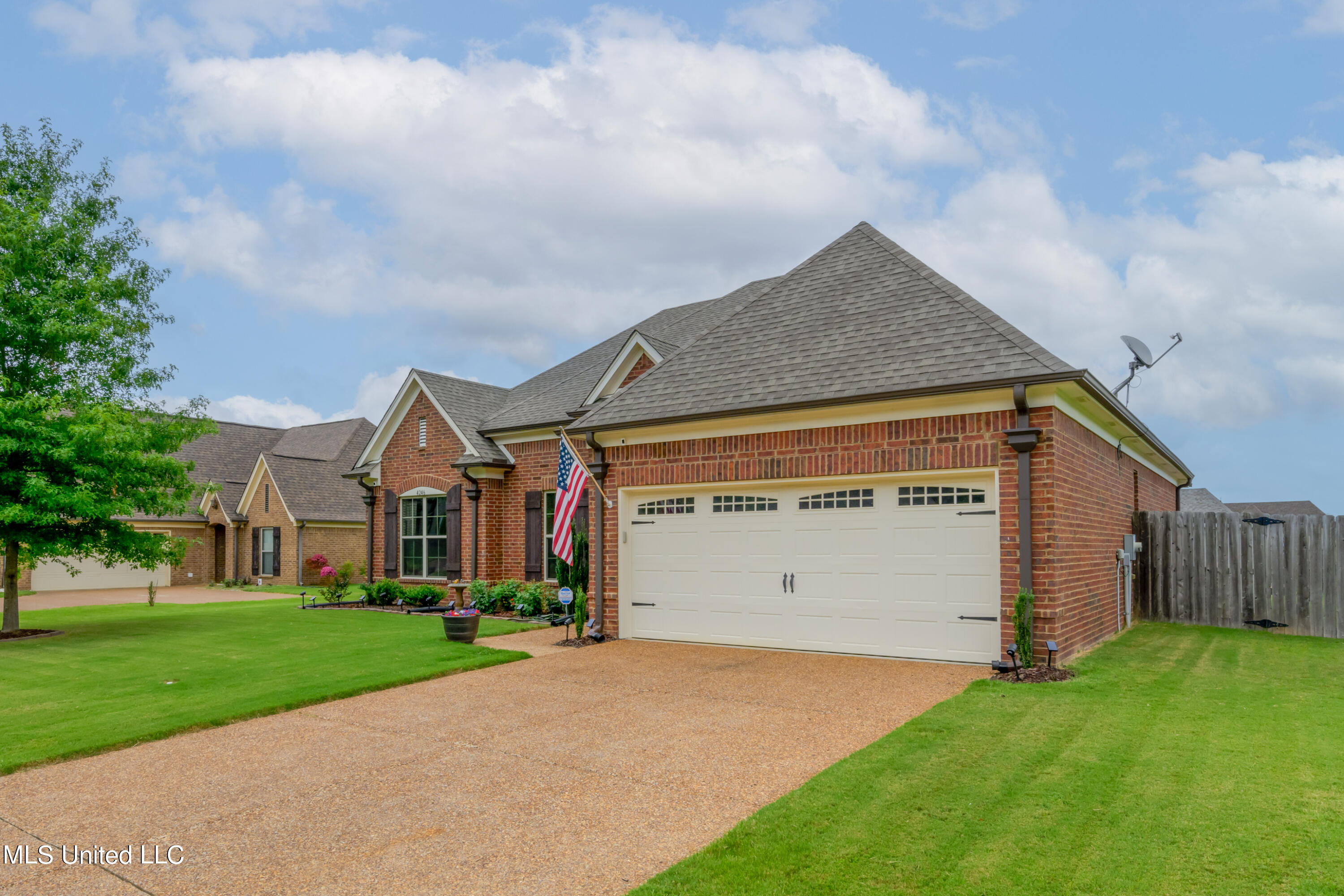 4246 Ridgemont Road Olive Branch, MS 38654 - Photo 47 of 48 4246 Ridgemont-1-2