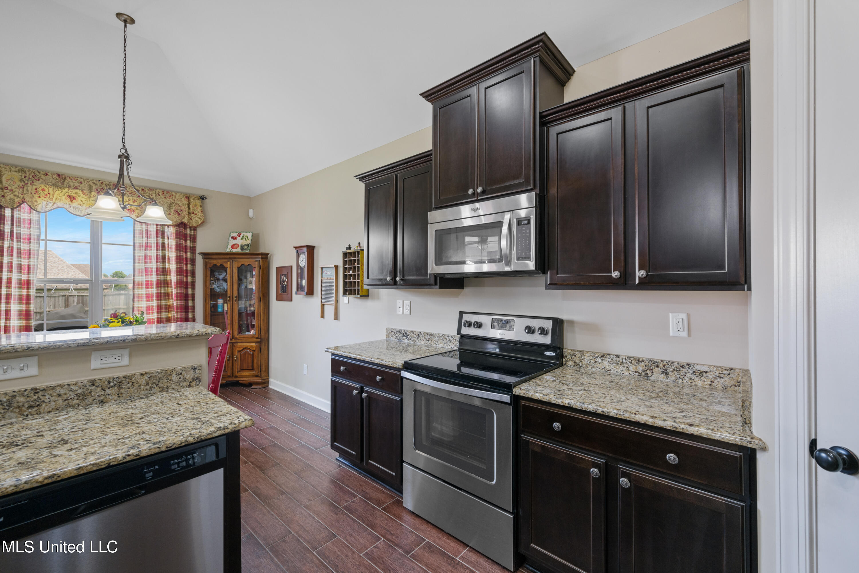 4246 Ridgemont Road Olive Branch, MS 38654 - Photo 7 of 48 4246 Ridgemont-1-21