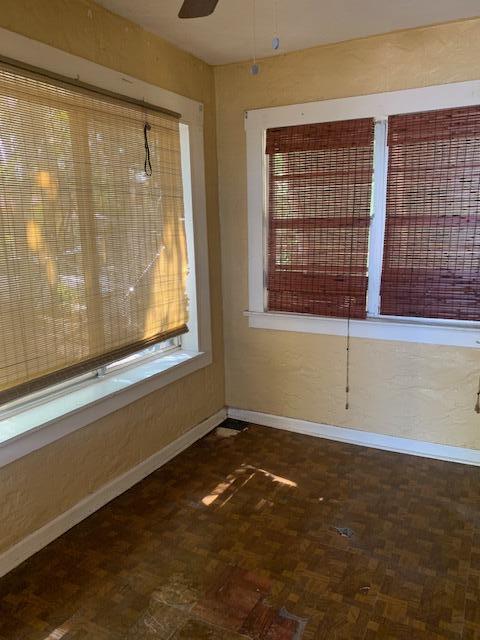805 Sunset Road West Palm Beach, FL 33401 - Photo 10 of 21 florida room