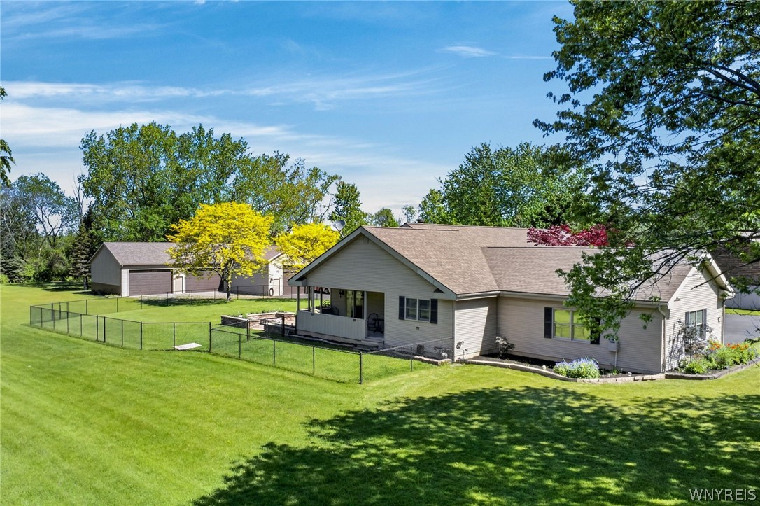4119 Beach Ridge Road Pendleton, NY 14120 - Photo 7 of 50