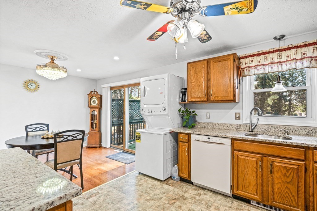 331 Totman Road Lowell, MA 01854 - Photo 15 of 36 Gallery Image 15