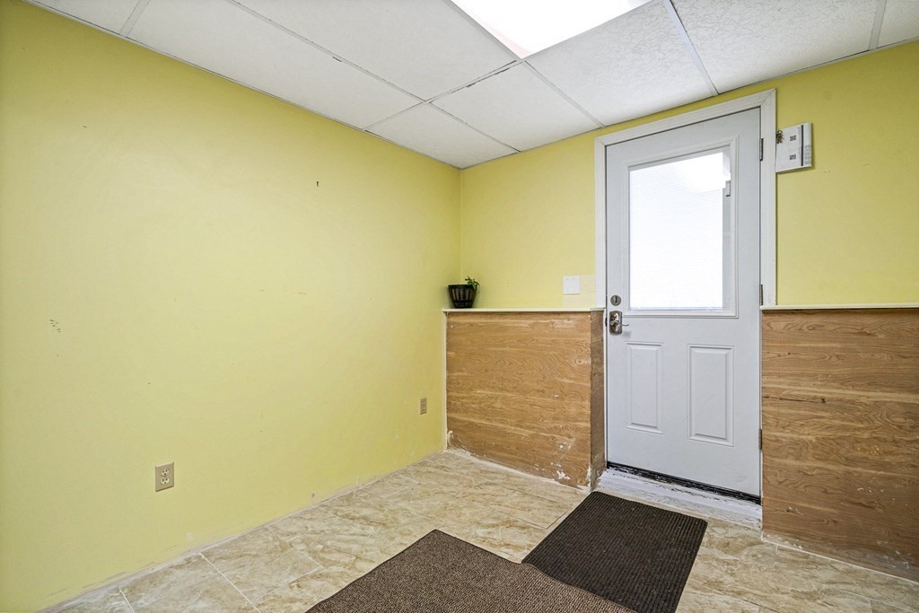 331 Totman Road Lowell, MA 01854 - Photo 29 of 36 Gallery Image 29