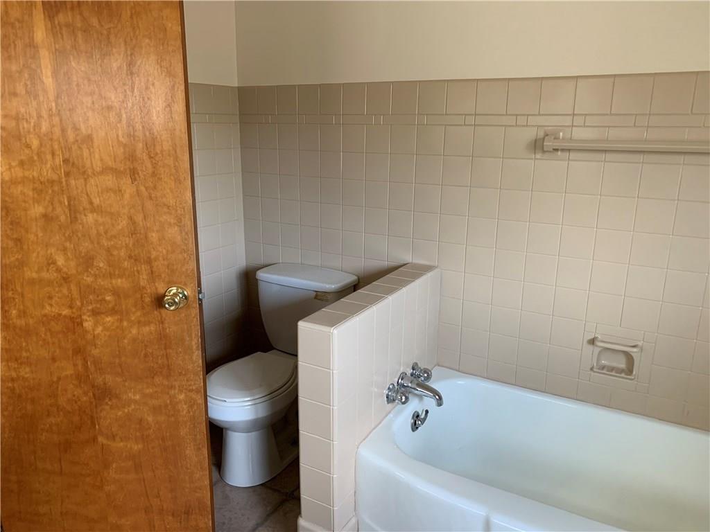 1362 Highland Road Sharon, PA 16146 - Photo 20 of 24 Second view of upstairs, full bath/shower.