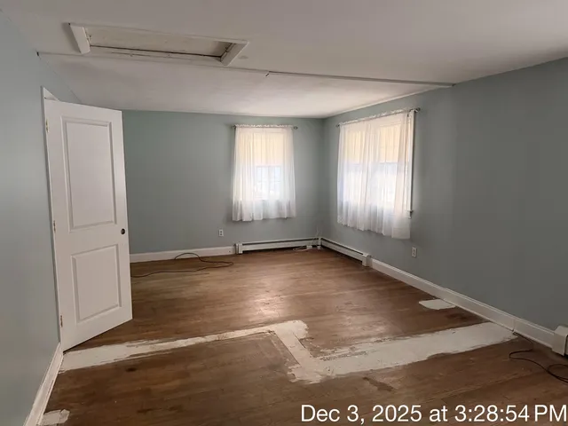 $367,500 | 117 Lawrence Road, Salem, NH 03079