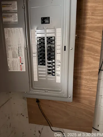 $367,500 | 117 Lawrence Road, Salem, NH 03079