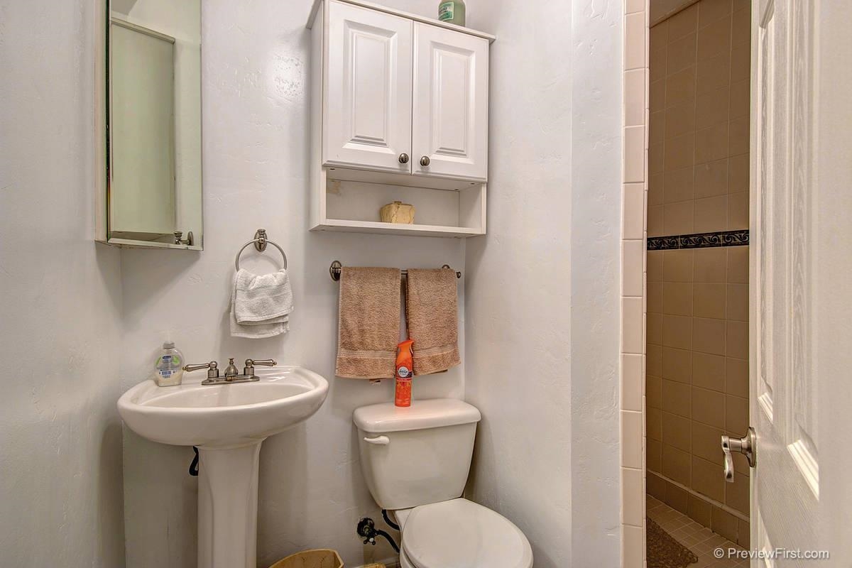 15458 Fruitvale Road Valley Center, CA 92082 - Photo 17 of 25 Gallery Image 17