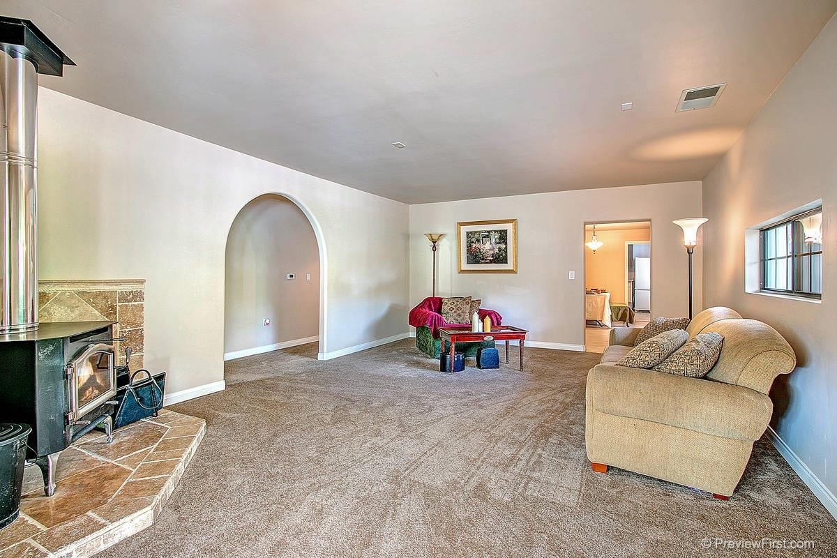 15458 Fruitvale Road Valley Center, CA 92082 - Photo 6 of 25 Gallery Image 6