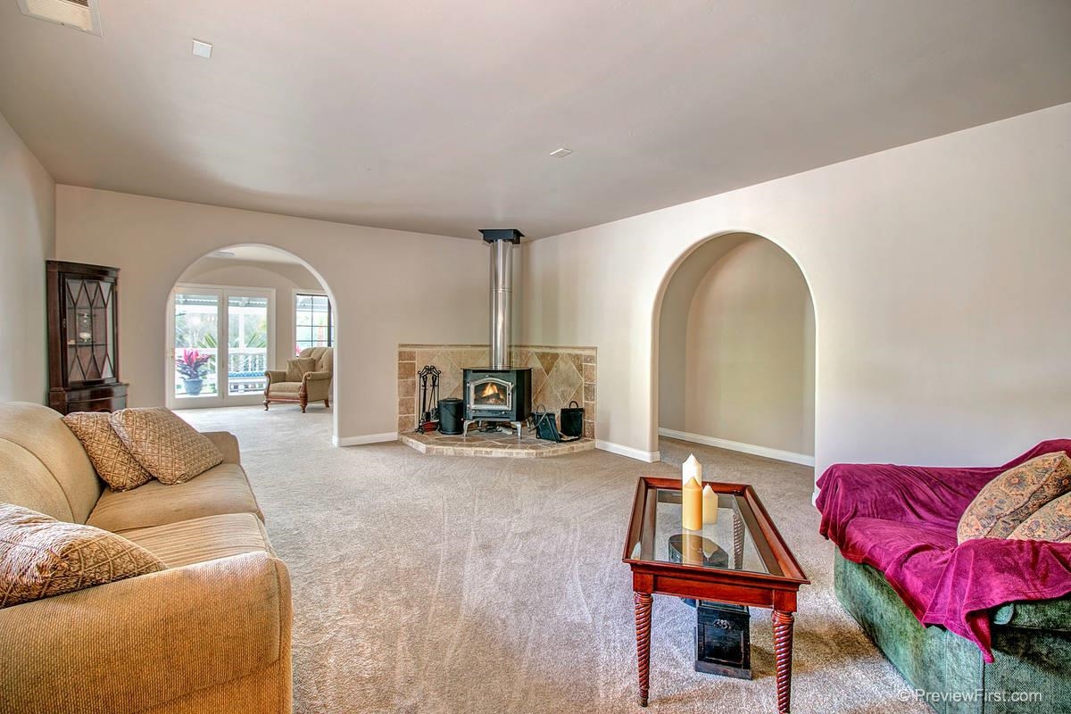 15458 Fruitvale Road Valley Center, CA 92082 - Photo 7 of 25 Gallery Image 7