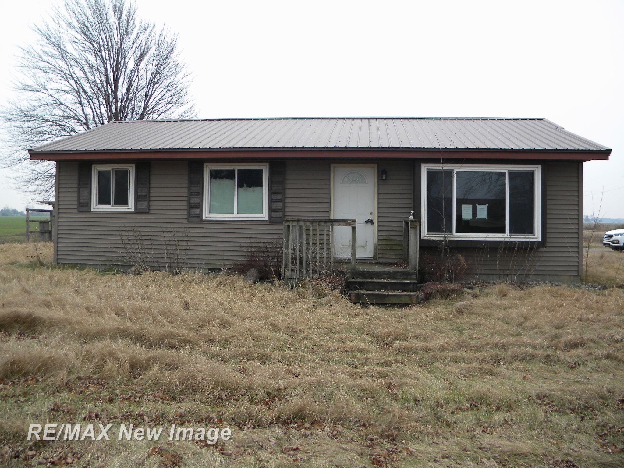 3743 Redstone Road St. Louis, MI 48880 - Photo 1 of 18 Gallery Image 1
