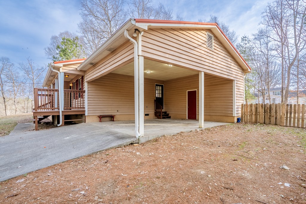 629 West Broadacre Road Northwest Dalton, GA 30721 - Photo 5 of 37 Gallery Image 5