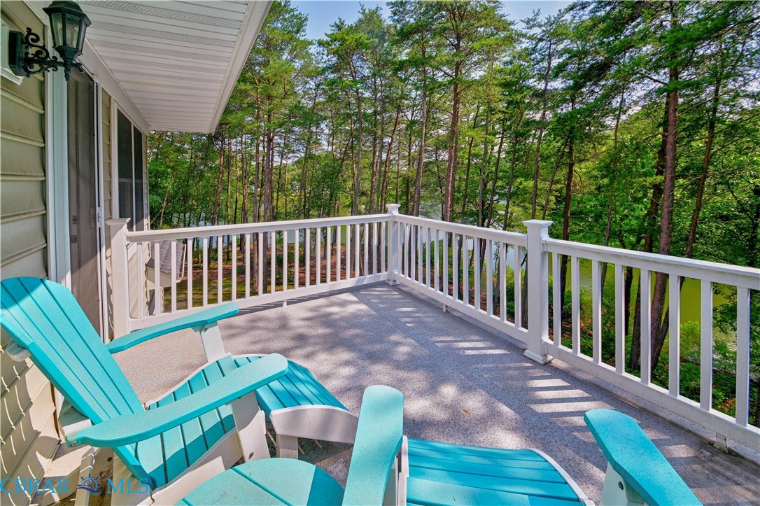 330 Chesapeake Watch Road, Unit 9B Deltaville, VA 23043 - Photo 18 of 68