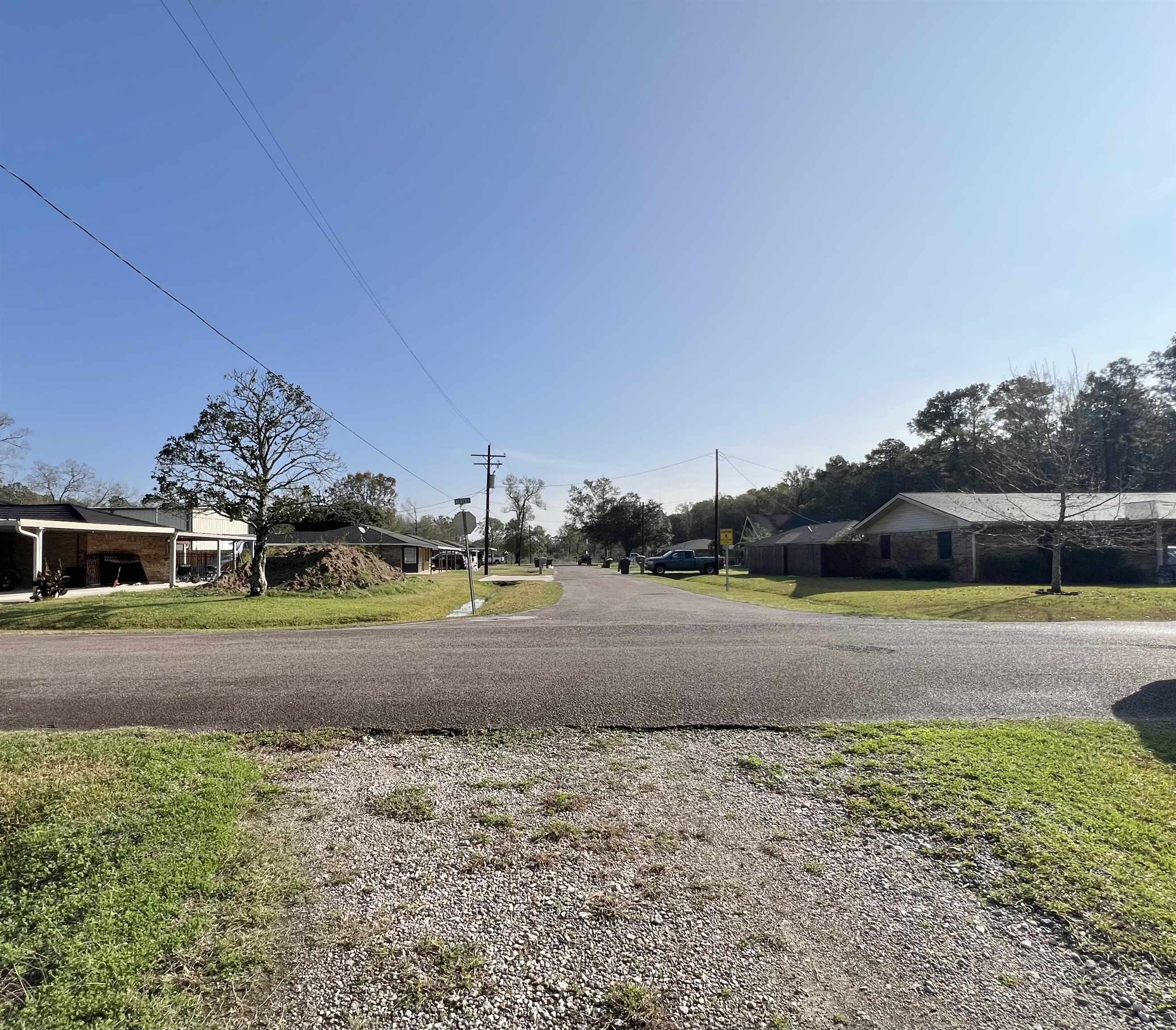 320 Hebert Street Vidor, TX 77662 - Photo 5 of 8